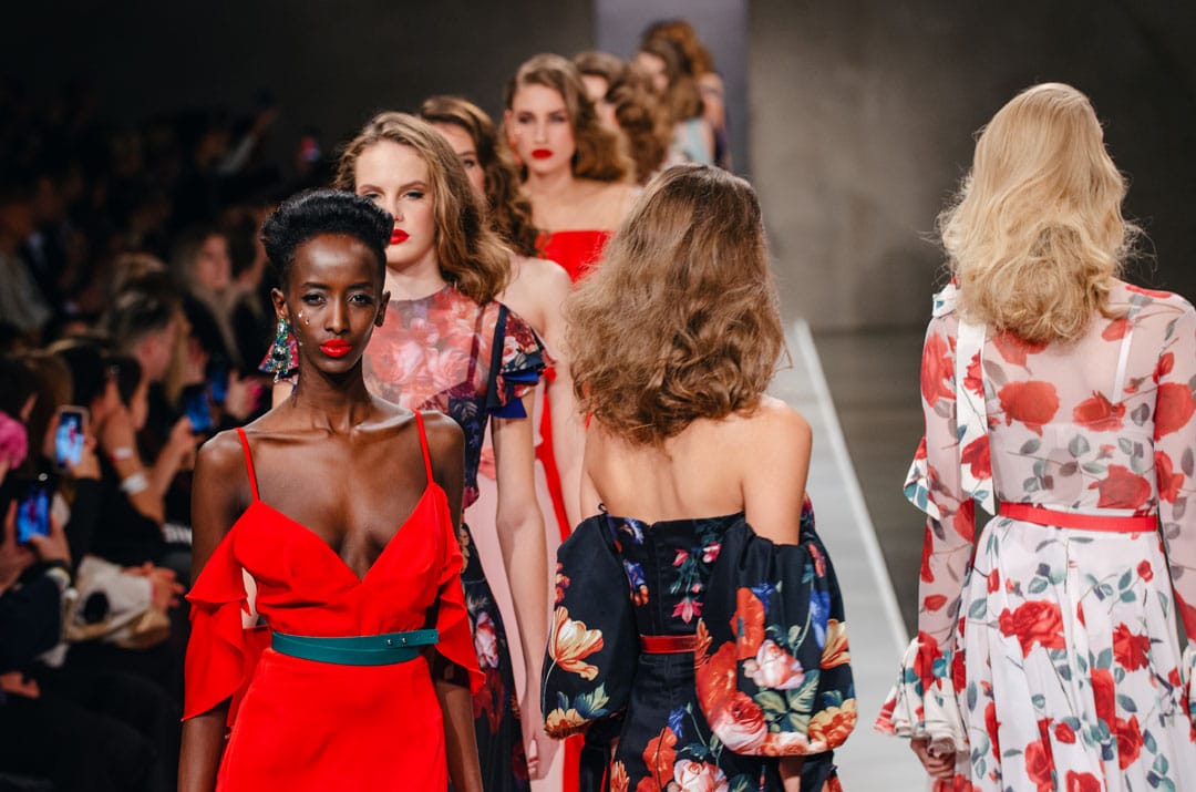 Runway & Backstage